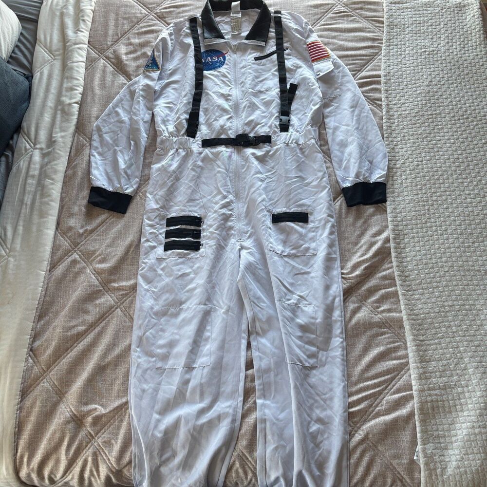 Spirit Halloween: Adult NASA Astronaut Jumpsuit Costume Size L - Good Condition